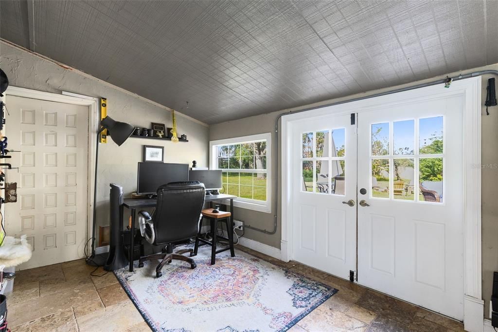 For Sale: $539,900 (3 beds, 2 baths, 2396 Square Feet)