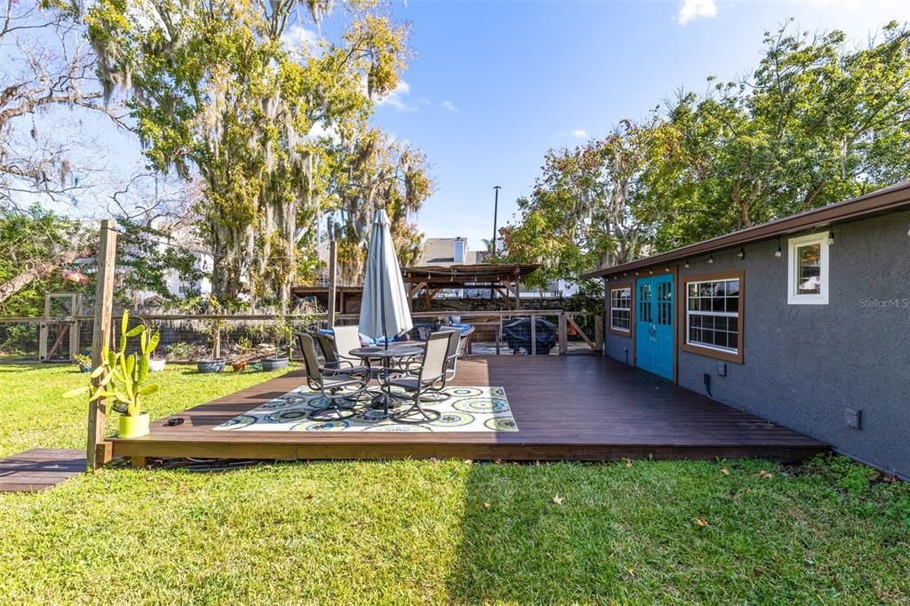 For Sale: $539,900 (3 beds, 2 baths, 2396 Square Feet)