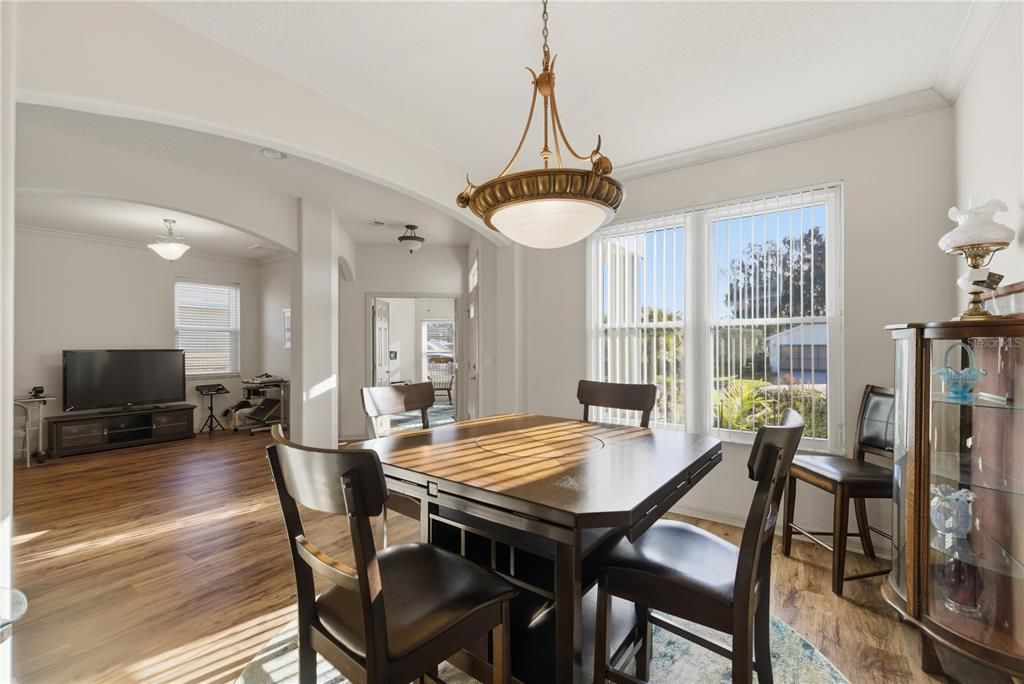 For Sale: $359,999 (3 beds, 2 baths, 2360 Square Feet)