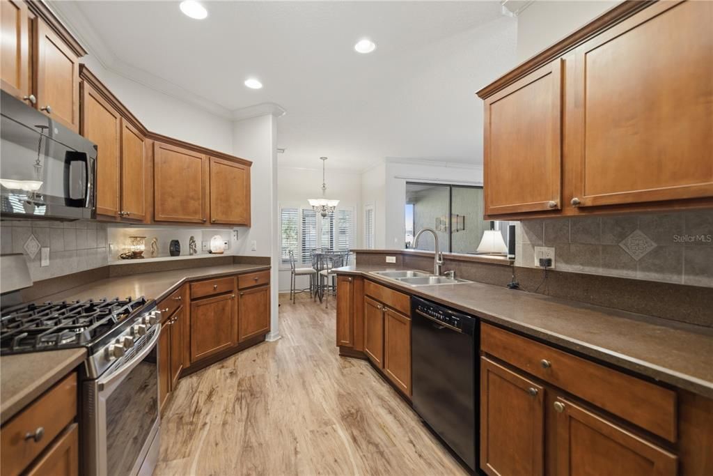 For Sale: $359,999 (3 beds, 2 baths, 2360 Square Feet)