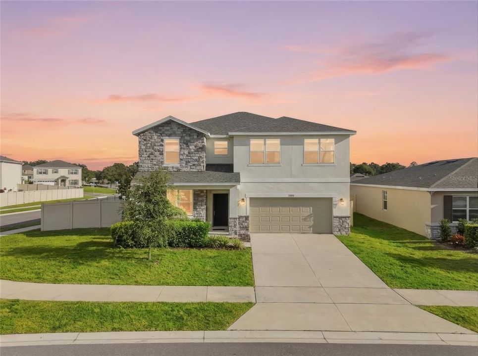 На продажу: $475,000 (4 спален, 3 ванн, 2845 Квадратных фут)