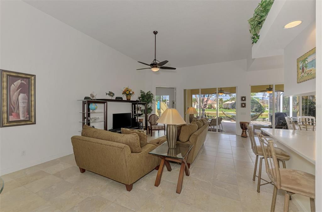 待售: $540,000 (3 贝兹, 3 浴室, 2000 平方英尺)