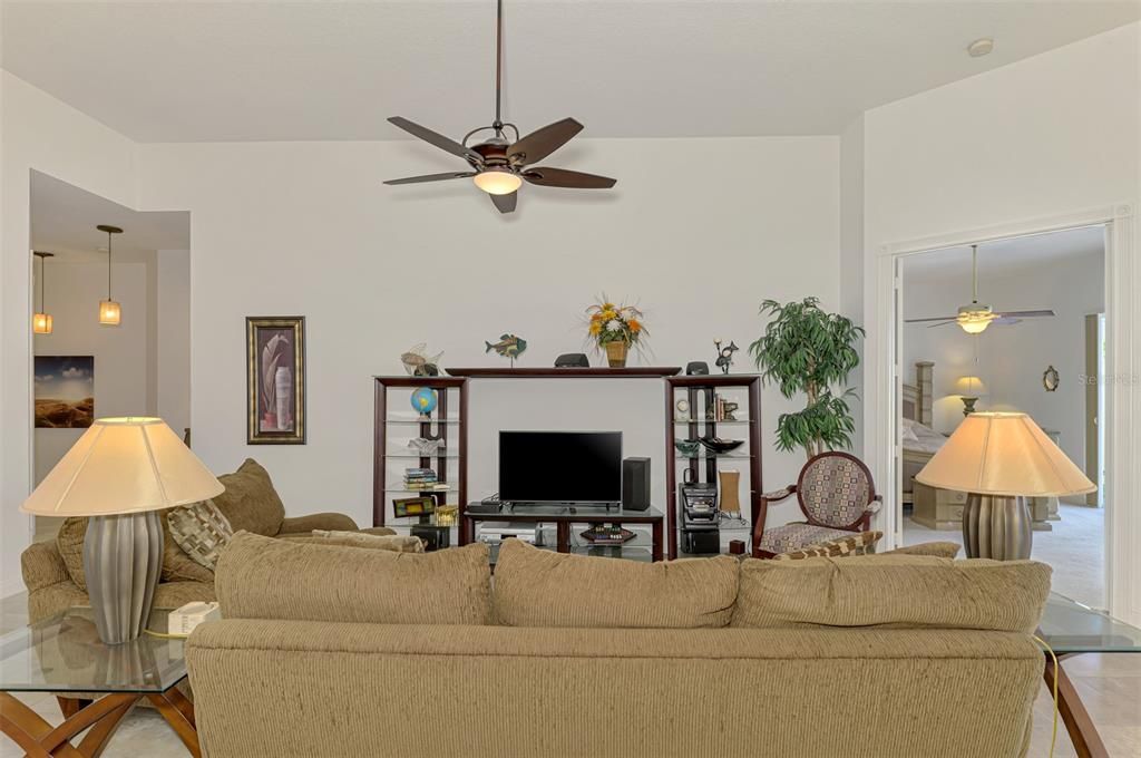 待售: $540,000 (3 贝兹, 3 浴室, 2000 平方英尺)