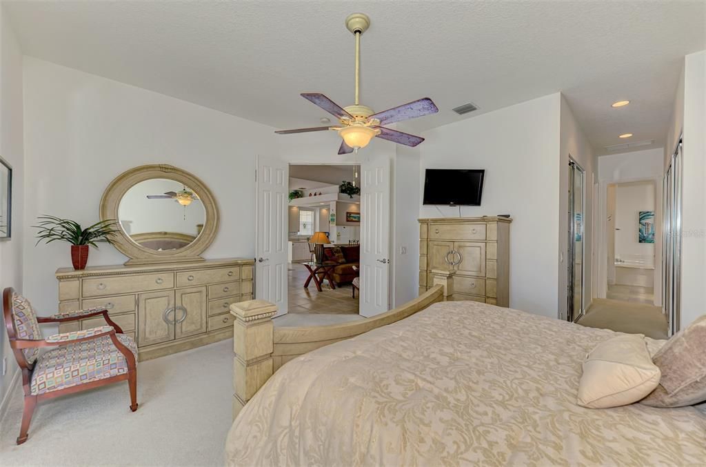 待售: $540,000 (3 贝兹, 3 浴室, 2000 平方英尺)