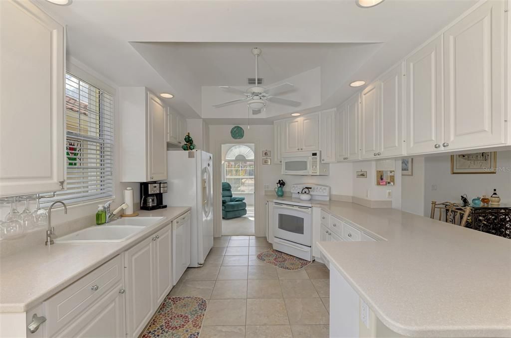 待售: $540,000 (3 贝兹, 3 浴室, 2000 平方英尺)