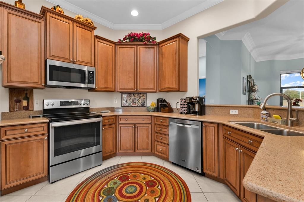 待售: $360,000 (2 贝兹, 2 浴室, 1757 平方英尺)