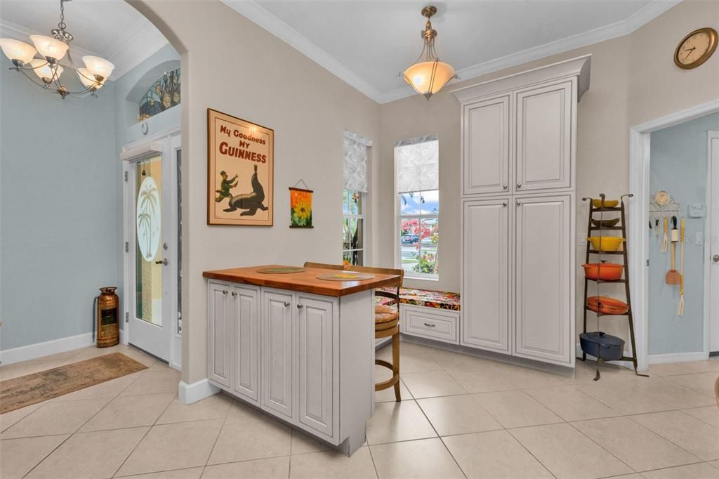 待售: $360,000 (2 贝兹, 2 浴室, 1757 平方英尺)