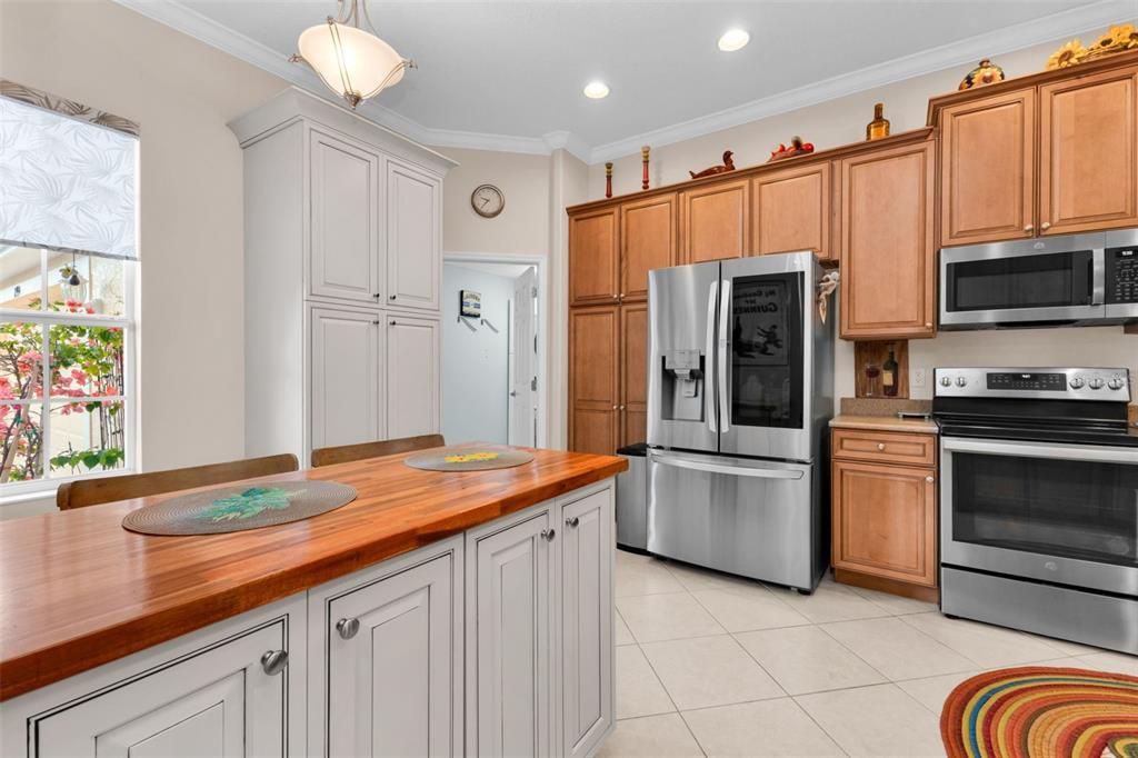 待售: $360,000 (2 贝兹, 2 浴室, 1757 平方英尺)