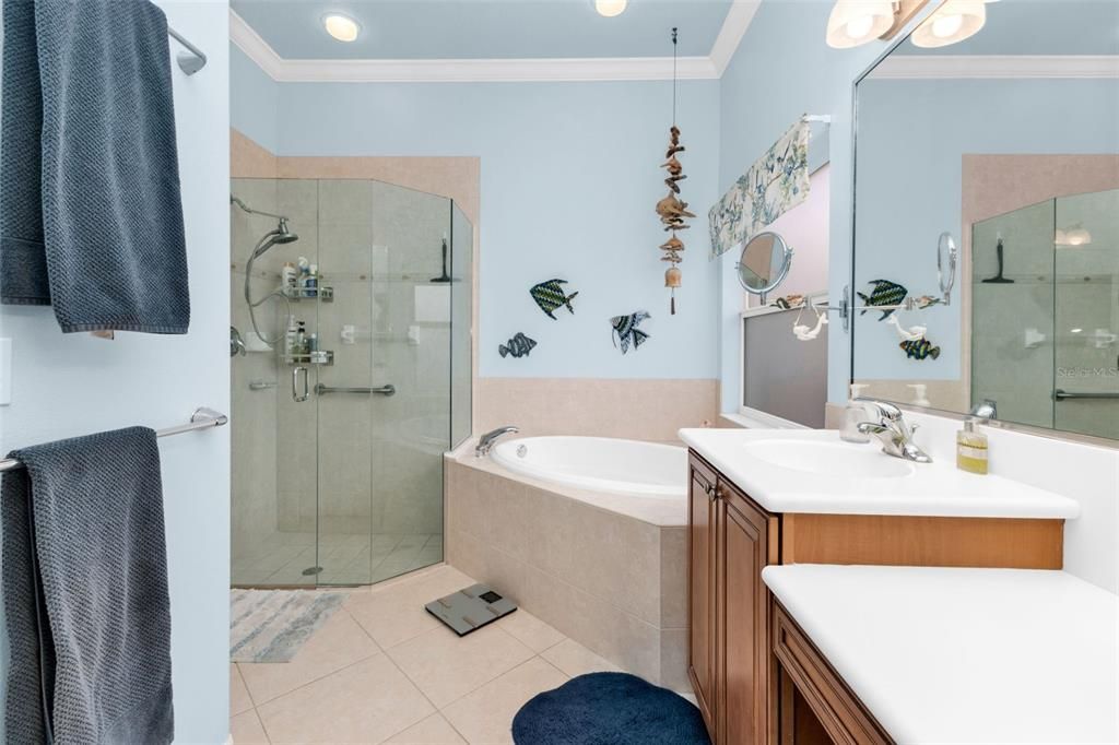 待售: $360,000 (2 贝兹, 2 浴室, 1757 平方英尺)