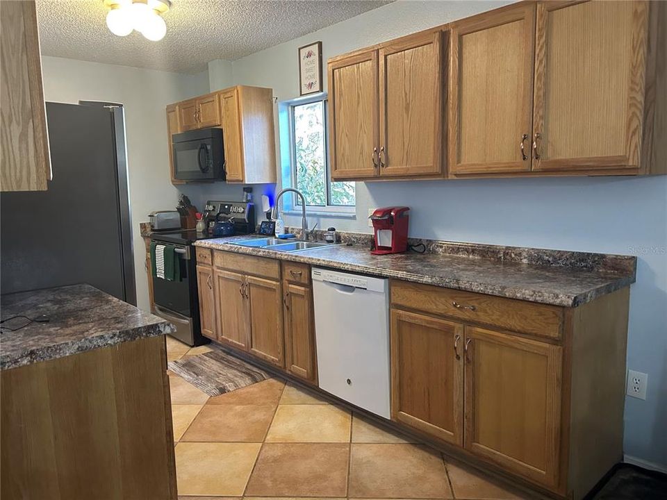 En Venta: $220,000 (2 camas, 2 baños, 1040 Pies cuadrados)