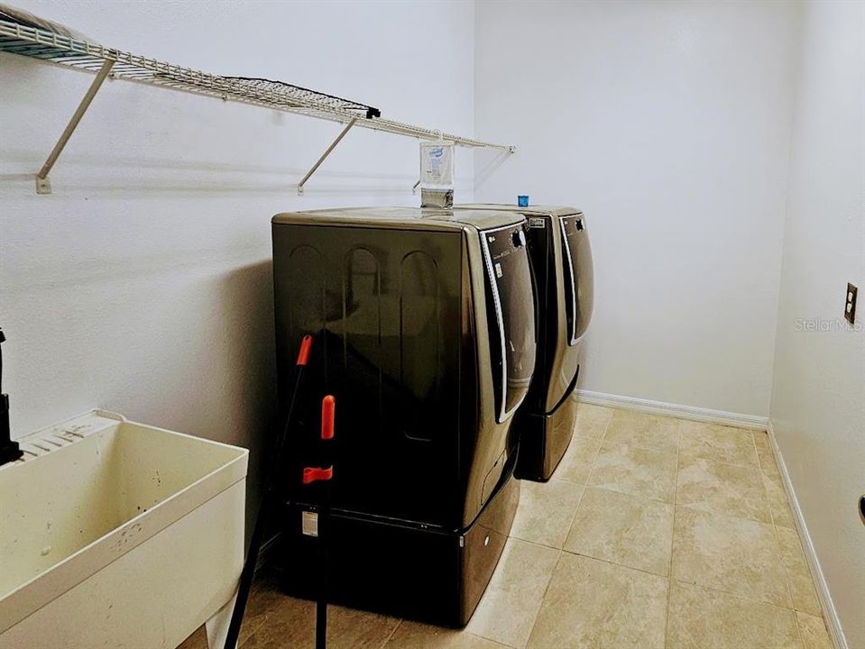 出租: $2,350 (4 贝兹, 2 浴室, 2111 平方英尺)