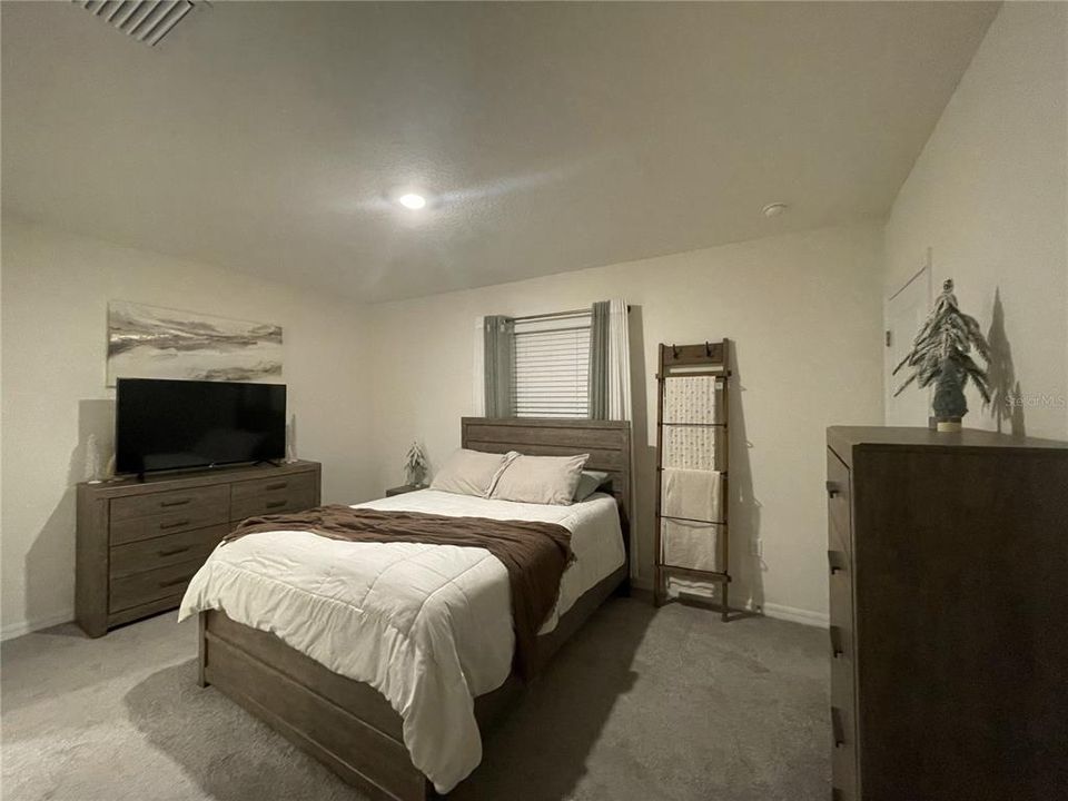 待售: $306,000 (3 贝兹, 2 浴室, 1681 平方英尺)