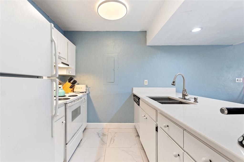 En Venta: $131,000 (2 camas, 2 baños, 1123 Pies cuadrados)