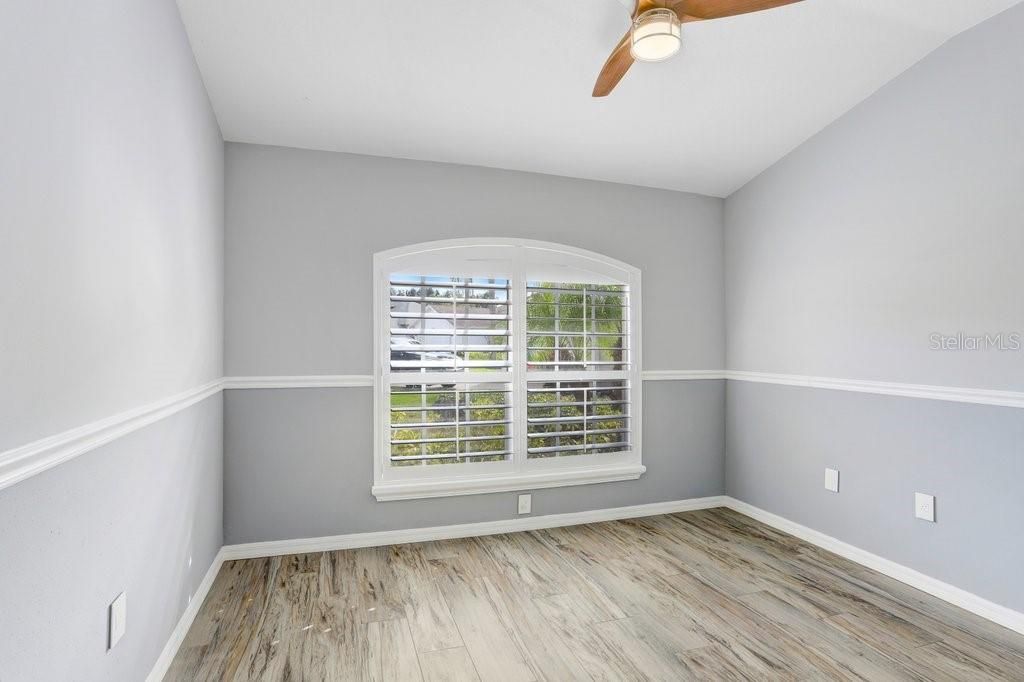 For Sale: $425,000 (3 beds, 2 baths, 1649 Square Feet)