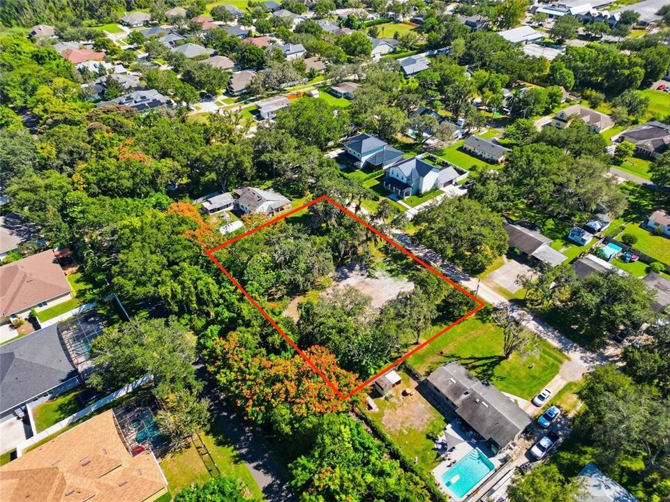 待售: $395,000 (0.28 acres)