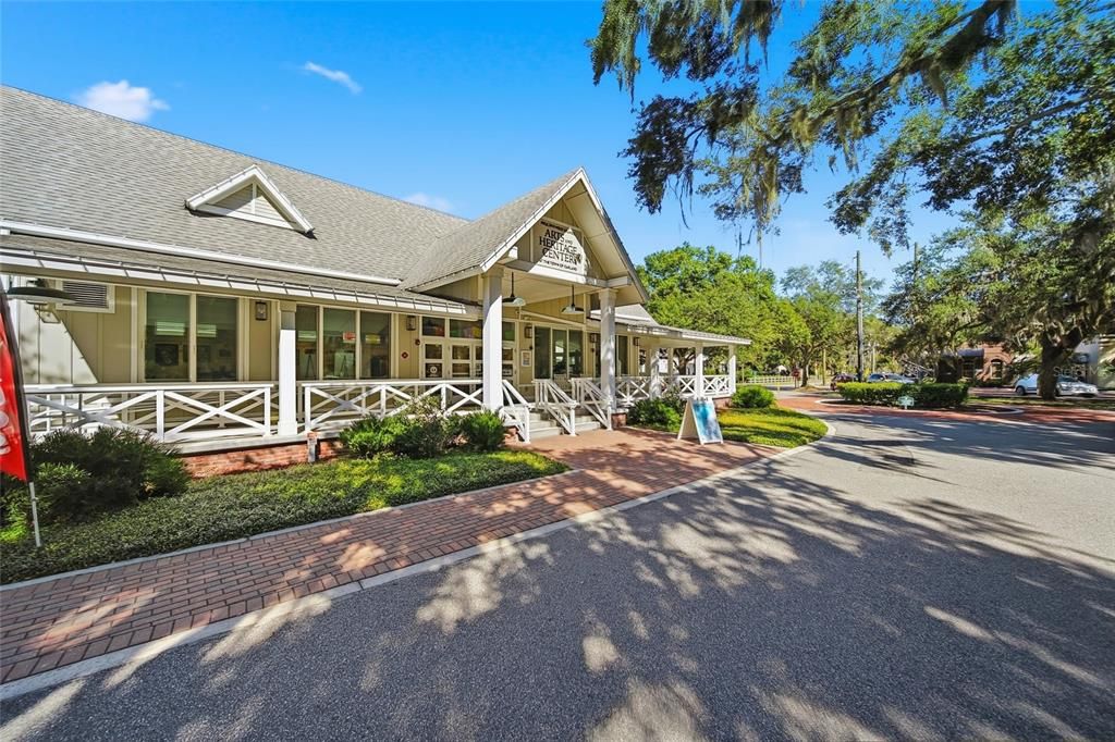 待售: $395,000 (0.28 acres)