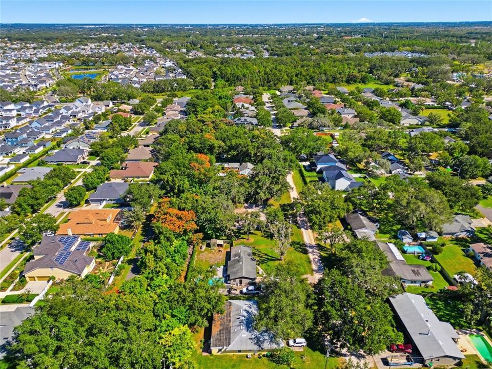 待售: $395,000 (0.28 acres)