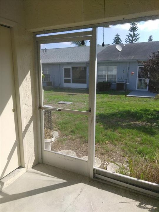 В аренду: $1,250 (2 спален, 1 ванн, 888 Квадратных фут)