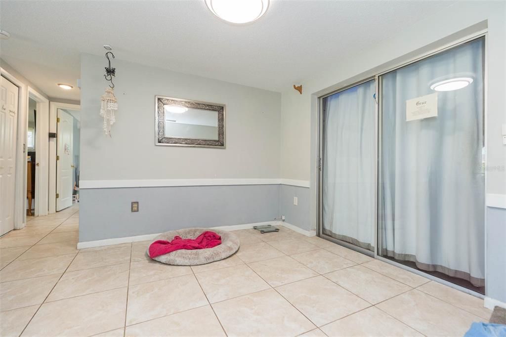 En Venta: $319,000 (3 camas, 2 baños, 1325 Pies cuadrados)