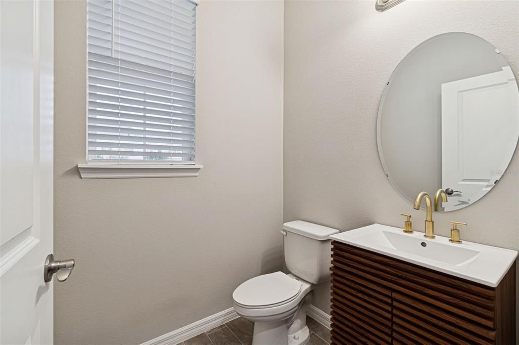 For Sale: $589,900 (3 beds, 3 baths, 2459 Square Feet)