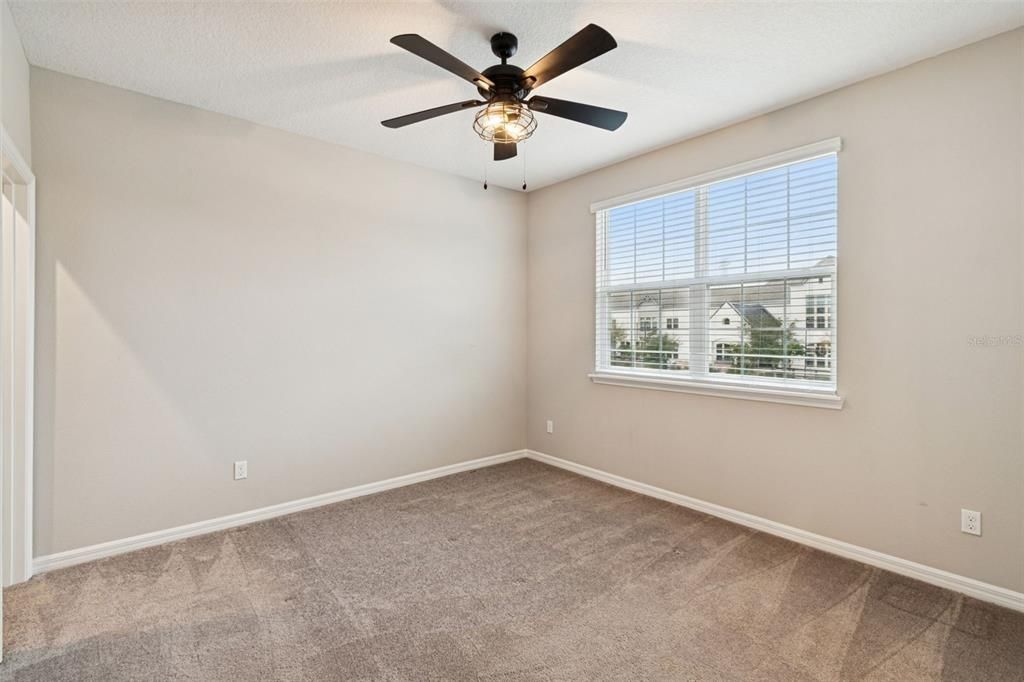 For Sale: $589,900 (3 beds, 3 baths, 2459 Square Feet)