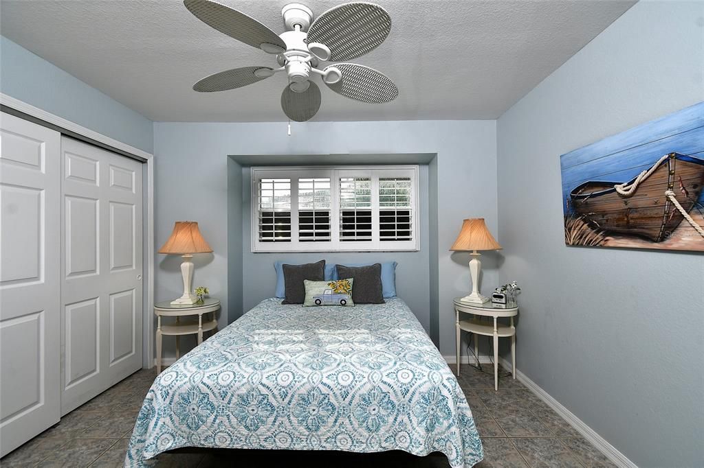 На продажу: $455,000 (2 спален, 2 ванн, 1469 Квадратных фут)