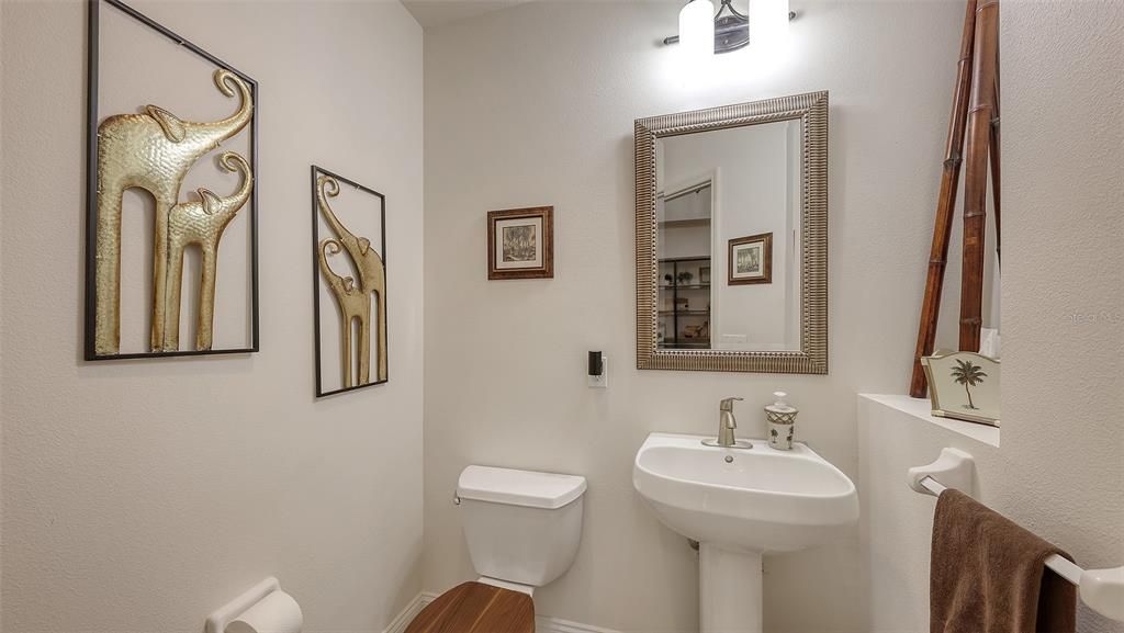 En Venta: $359,900 (3 camas, 2 baños, 1762 Pies cuadrados)