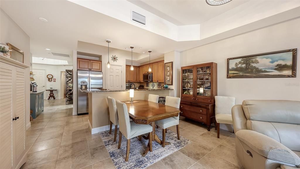 En Venta: $359,900 (3 camas, 2 baños, 1762 Pies cuadrados)