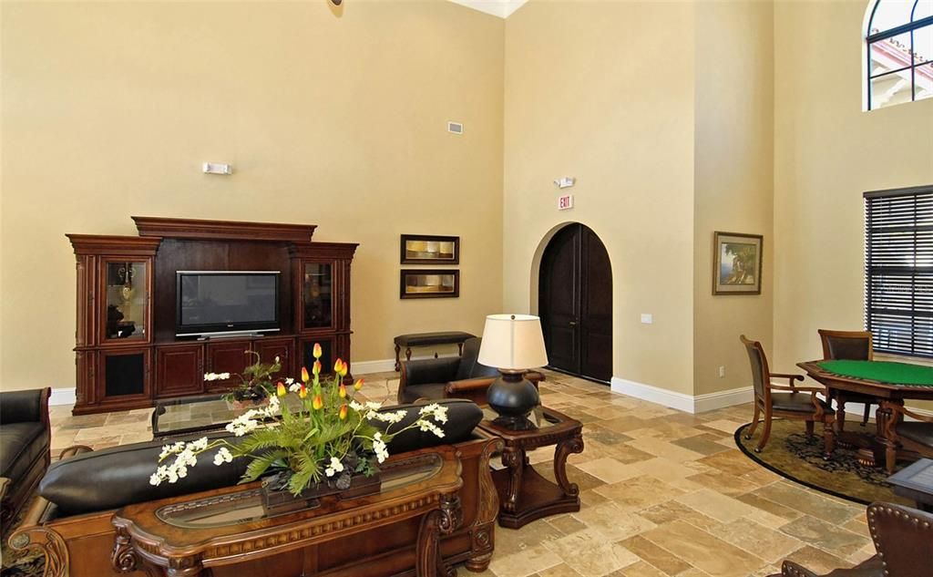 En Venta: $359,900 (3 camas, 2 baños, 1762 Pies cuadrados)