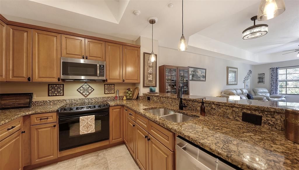 En Venta: $359,900 (3 camas, 2 baños, 1762 Pies cuadrados)