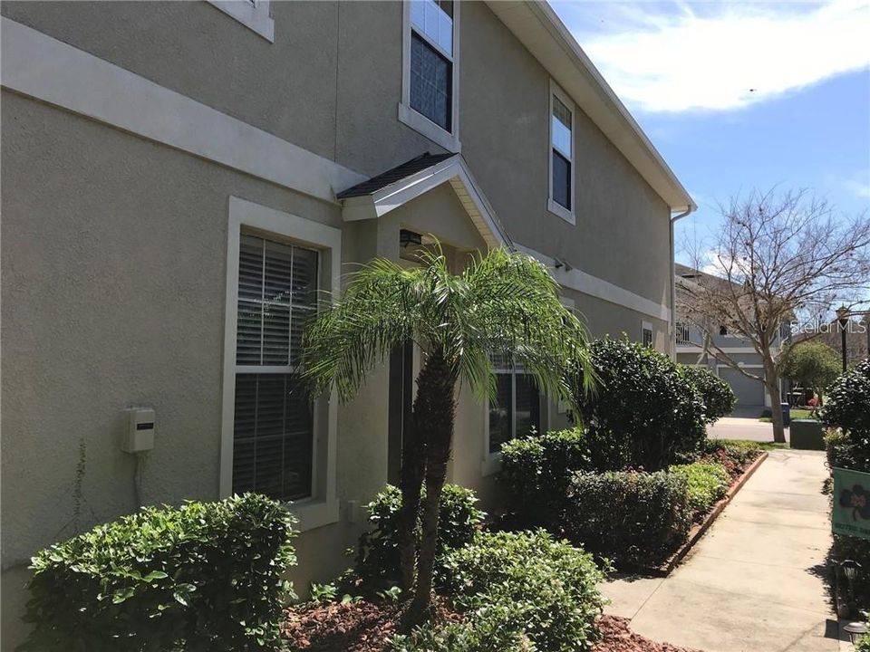 出租: $2,300 (3 贝兹, 2 浴室, 1662 平方英尺)