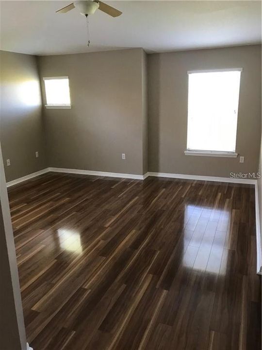 出租: $2,300 (3 贝兹, 2 浴室, 1662 平方英尺)