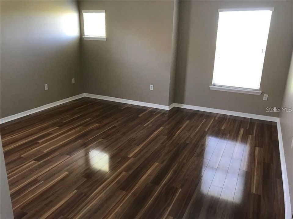 出租: $2,300 (3 贝兹, 2 浴室, 1662 平方英尺)