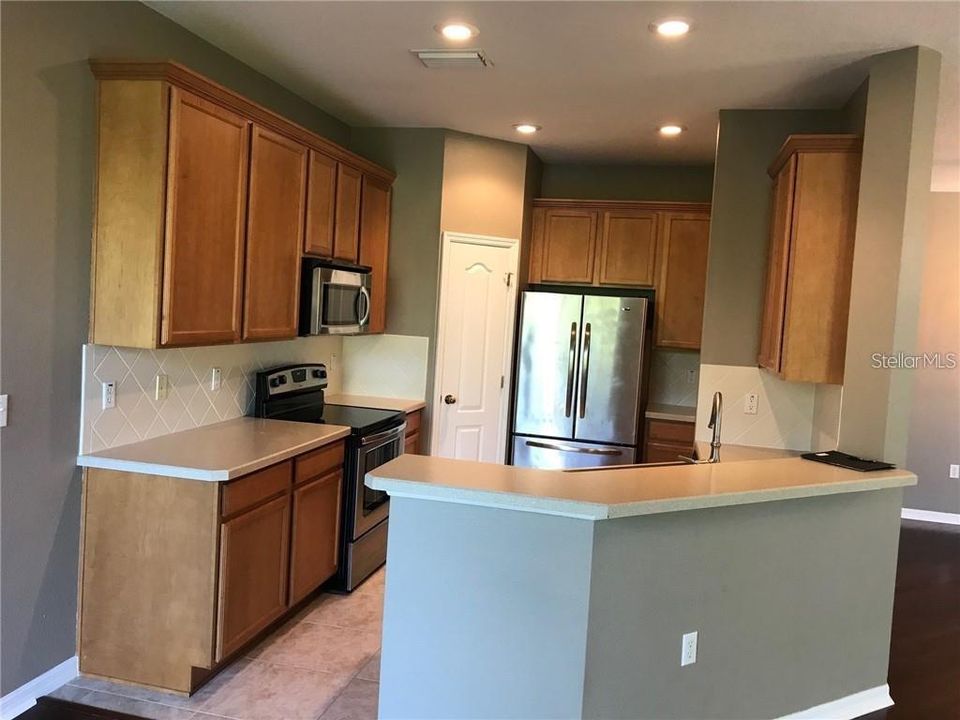 出租: $2,300 (3 贝兹, 2 浴室, 1662 平方英尺)