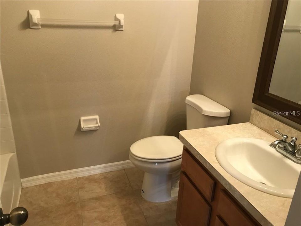 出租: $2,300 (3 贝兹, 2 浴室, 1662 平方英尺)