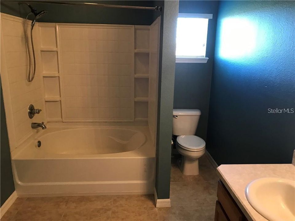 出租: $2,300 (3 贝兹, 2 浴室, 1662 平方英尺)