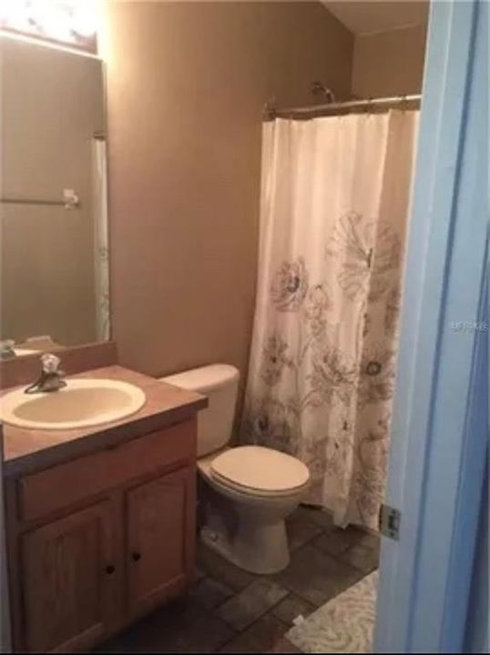 В аренду: $1,875 (3 спален, 2 ванн, 1374 Квадратных фут)