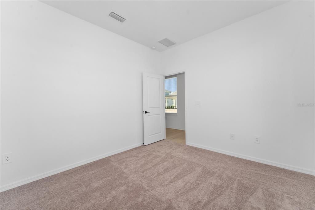 出租: $3,700 (4 贝兹, 4 浴室, 2931 平方英尺)