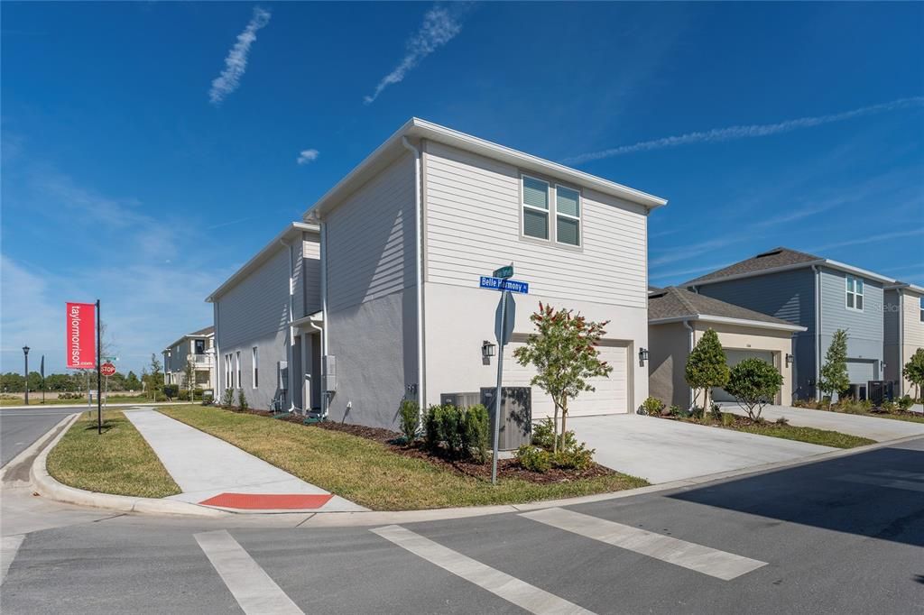 出租: $3,700 (4 贝兹, 4 浴室, 2931 平方英尺)