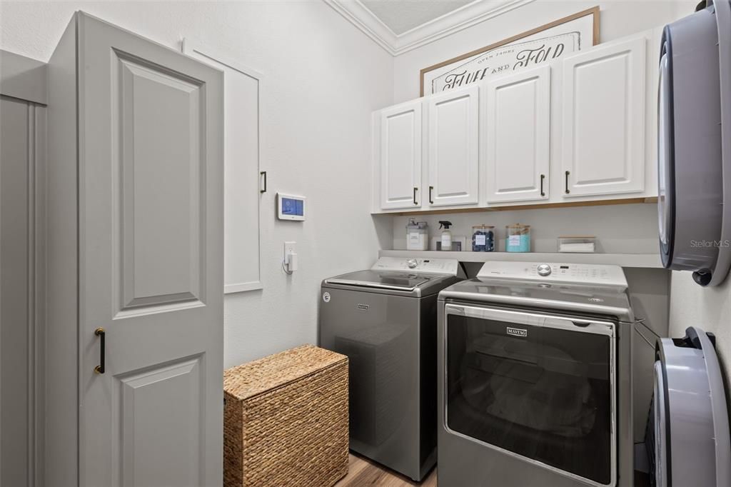 For Sale: $640,000 (5 beds, 4 baths, 3115 Square Feet)