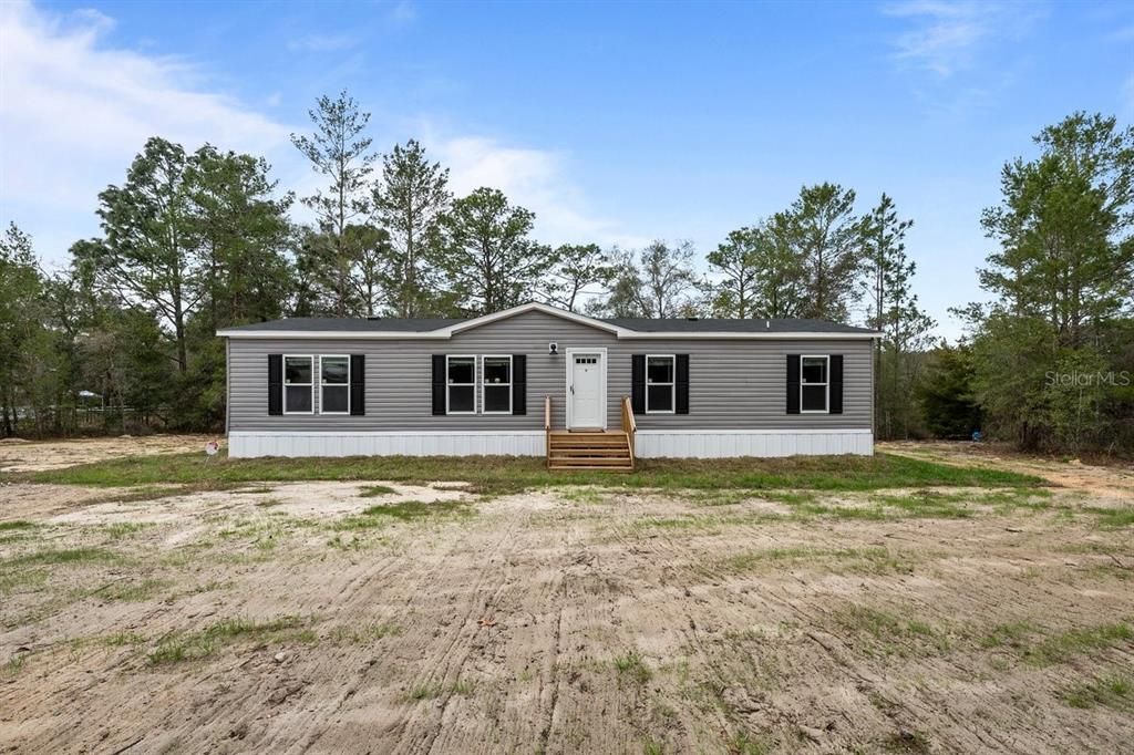 En Venta: $299,000 (4 camas, 2 baños, 1456 Pies cuadrados)