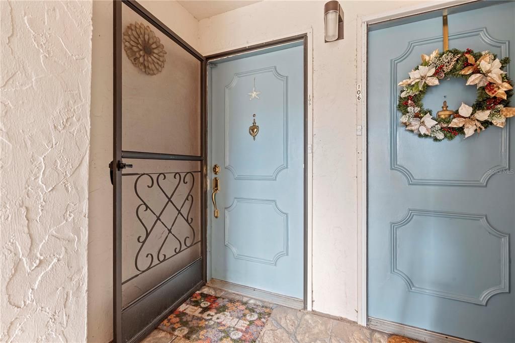 For Sale: $299,500 (3 beds, 2 baths, 1465 Square Feet)