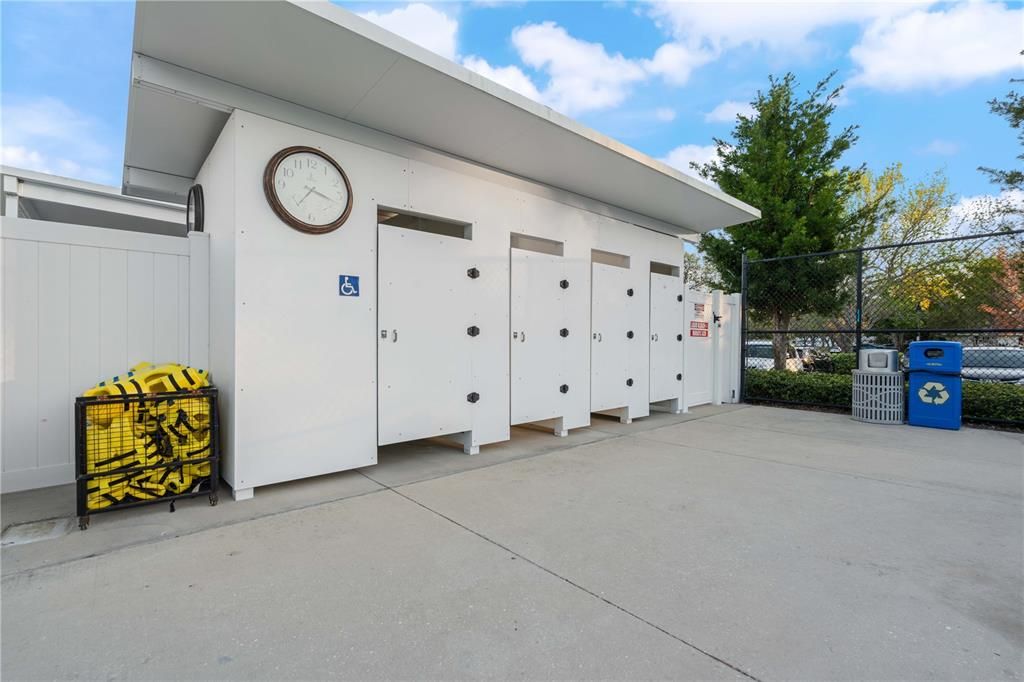 For Sale: $299,500 (3 beds, 2 baths, 1465 Square Feet)