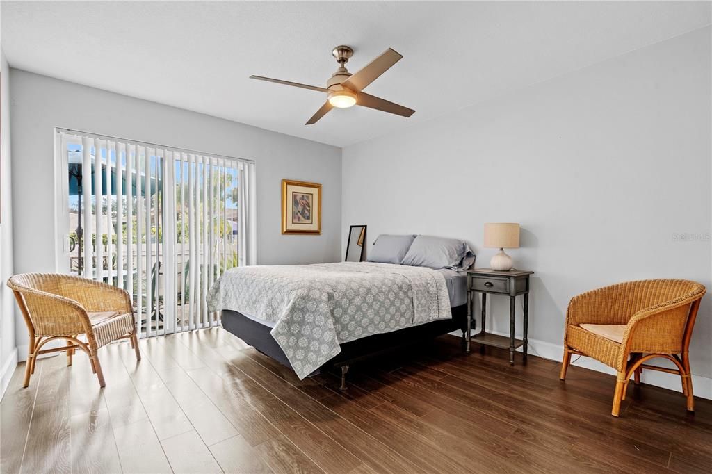 For Sale: $299,500 (3 beds, 2 baths, 1465 Square Feet)