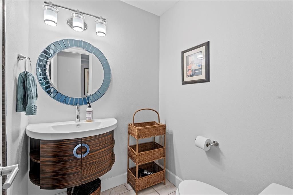 For Sale: $299,500 (3 beds, 2 baths, 1465 Square Feet)