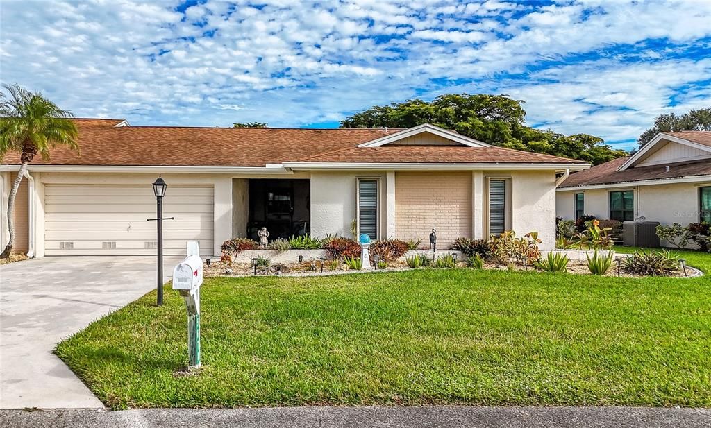 En Venta: $329,900 (2 camas, 2 baños, 1445 Pies cuadrados)