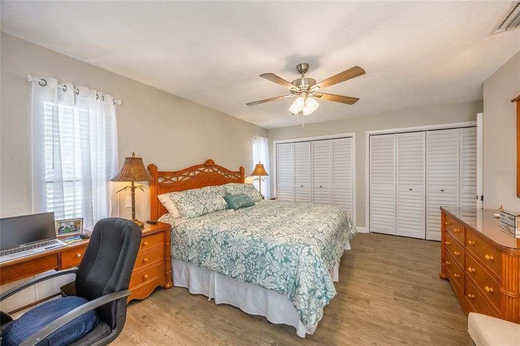 En Venta: $329,900 (2 camas, 2 baños, 1445 Pies cuadrados)