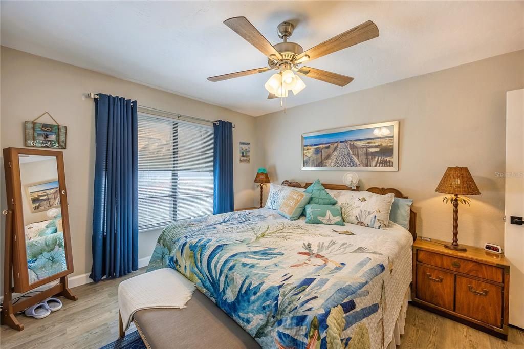 En Venta: $329,900 (2 camas, 2 baños, 1445 Pies cuadrados)