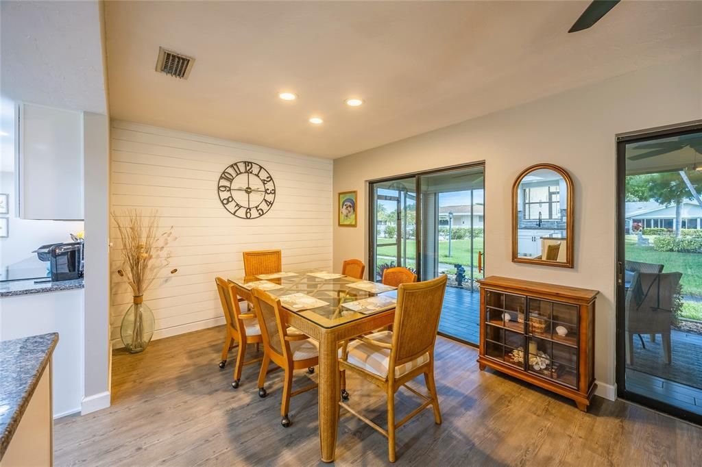 En Venta: $329,900 (2 camas, 2 baños, 1445 Pies cuadrados)