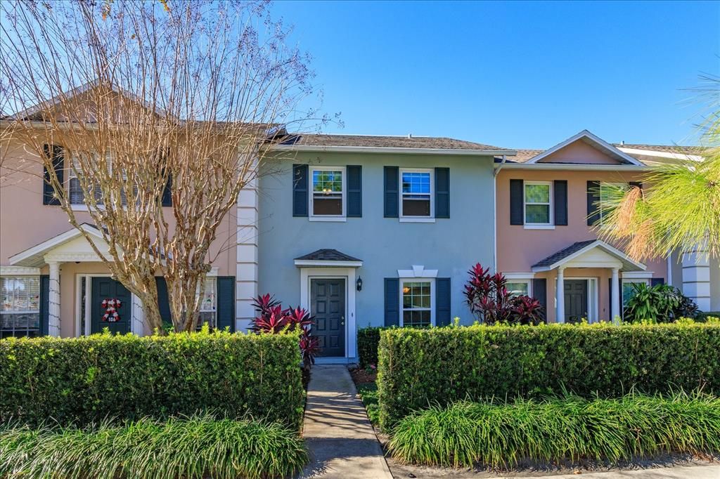 For Sale: $309,000 (2 beds, 2 baths, 1300 Square Feet)